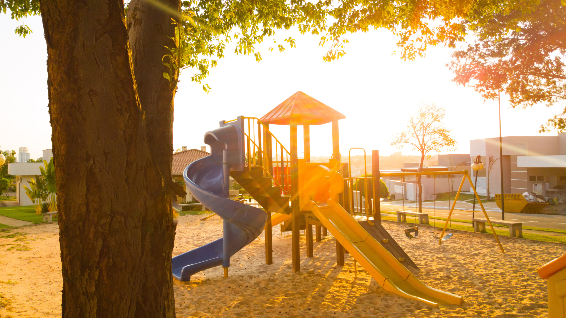 Playgrounds: Fun for Kids – Workout for Adults